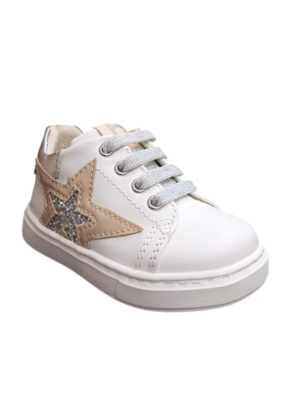 Sneakers primi passi bambina Balducci Cita bianco cipria pelle - Dolcezza romantica con lacci
