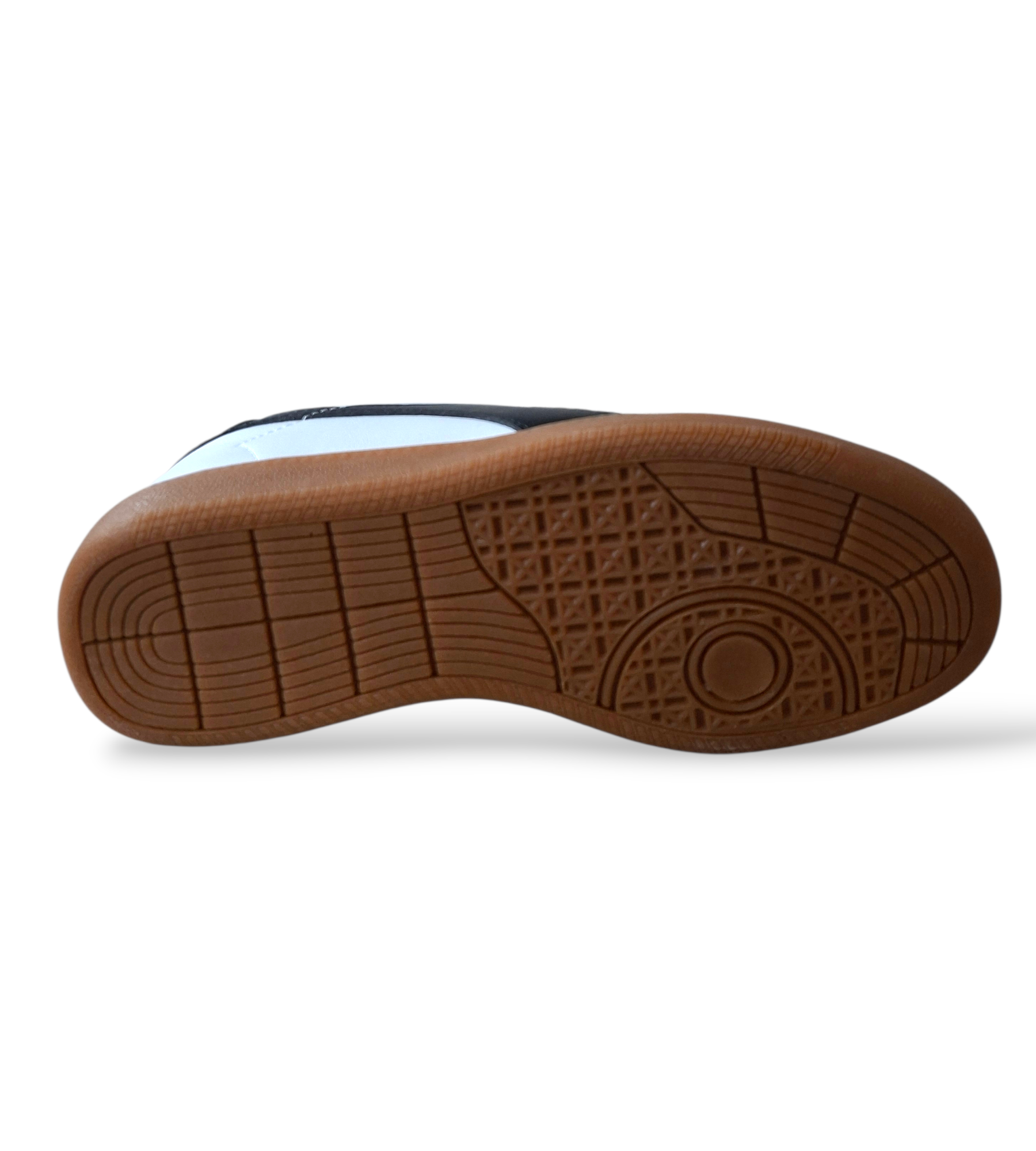 calzature-indoor-ragazzo-Diadora-Kyoto-101.182983-laccio-palestra-educazione-fisica-Scarpetteria-Gica-Trani
