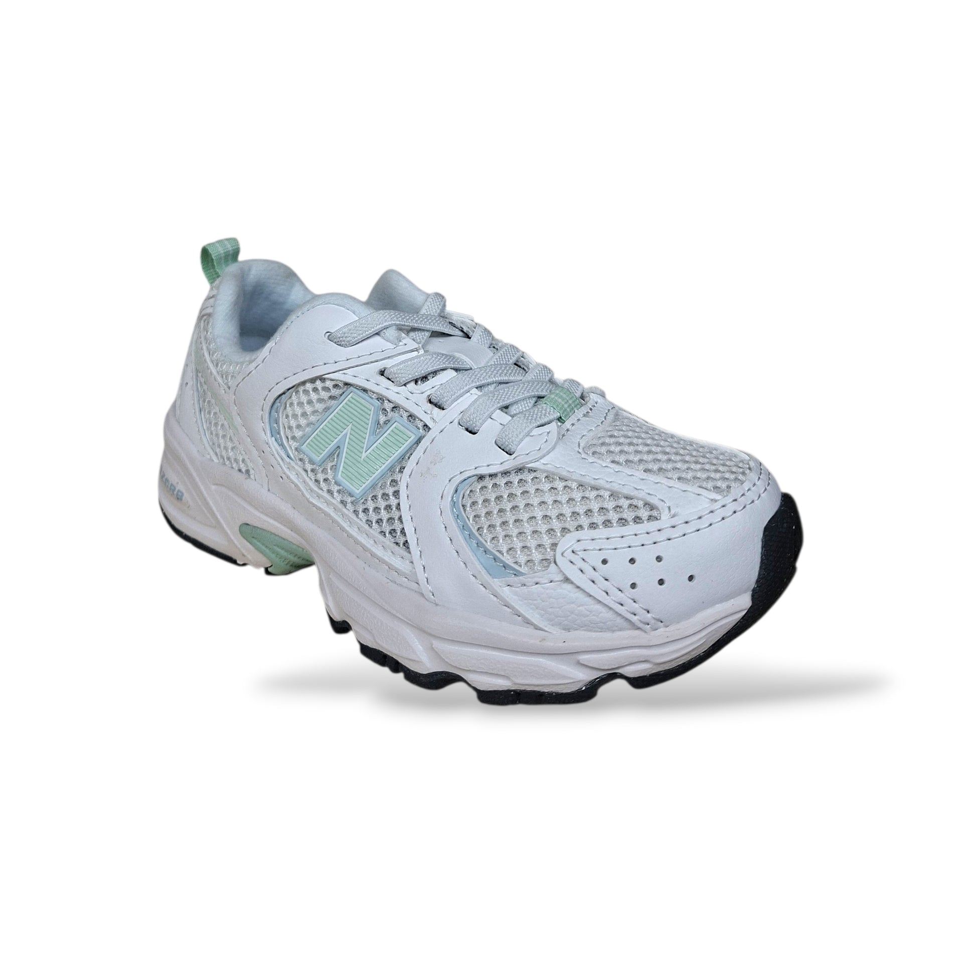 New-Balance-530-junior-bianco-verde-stile-retro-Scarpetteria-Gica-Trani
