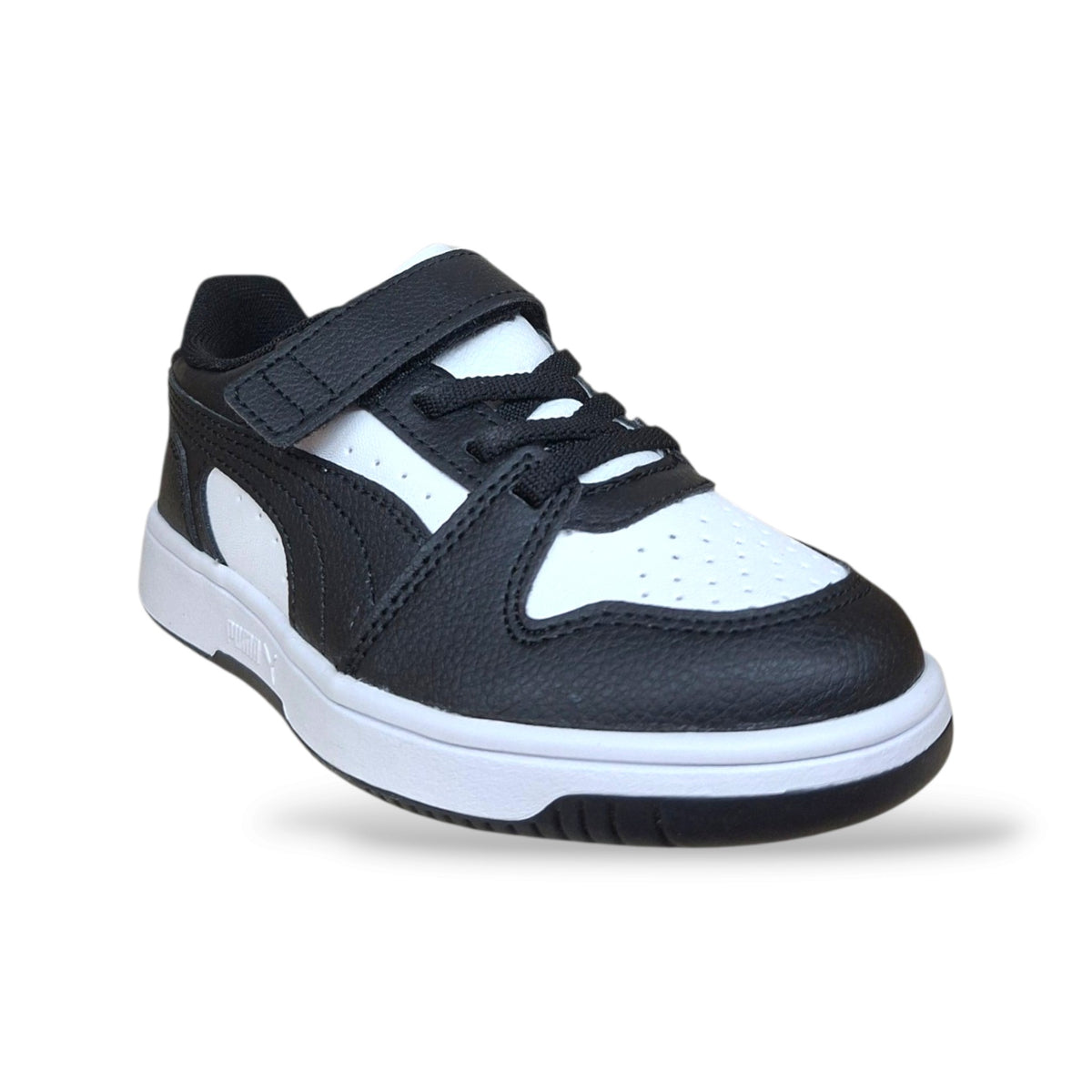 scarpe-puma-bambino-nero-bianche-stile-basket-chiusura-velcro-e-lacci-elastici-scarpetteria-gica-trani
