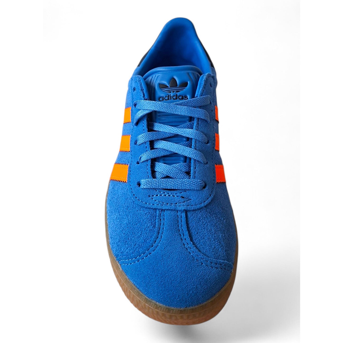 Sneakers-ragazzo-Adidas-Gazelle-bluette-beige-dettaglio-laccio-classico-calzata-stabile-Scarpetteria-Gica-Trani