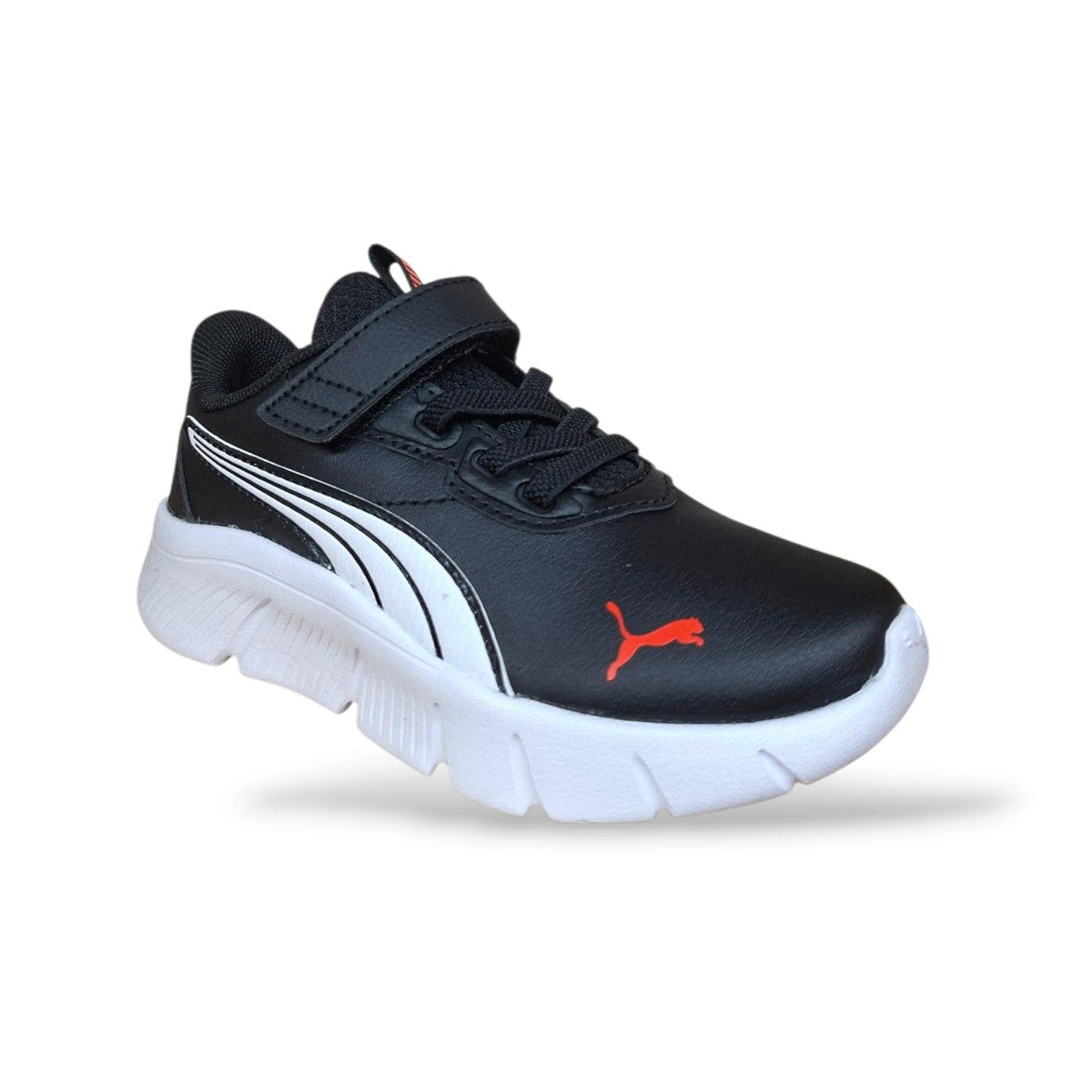 scarpe-puma-bambini-nero-bianche-in-pelle-chiusura-con-laccio-elastico-e-velcro-scarpetteria-gica-trani
