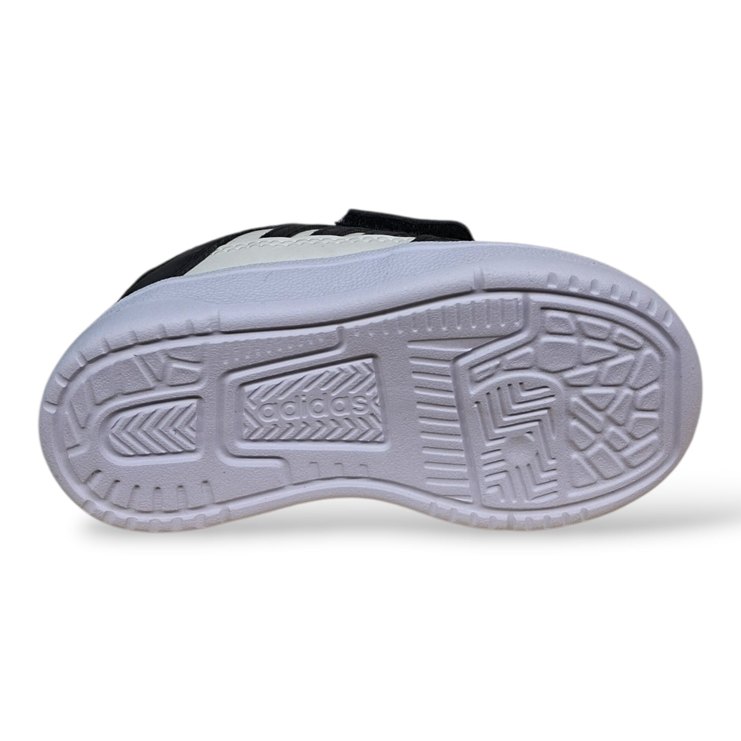 sneakers-court-bambini-adidas-rapid-court-nero-bianco-strappo-velcro-autunno-inverno-scarpetteria-gica-trani
