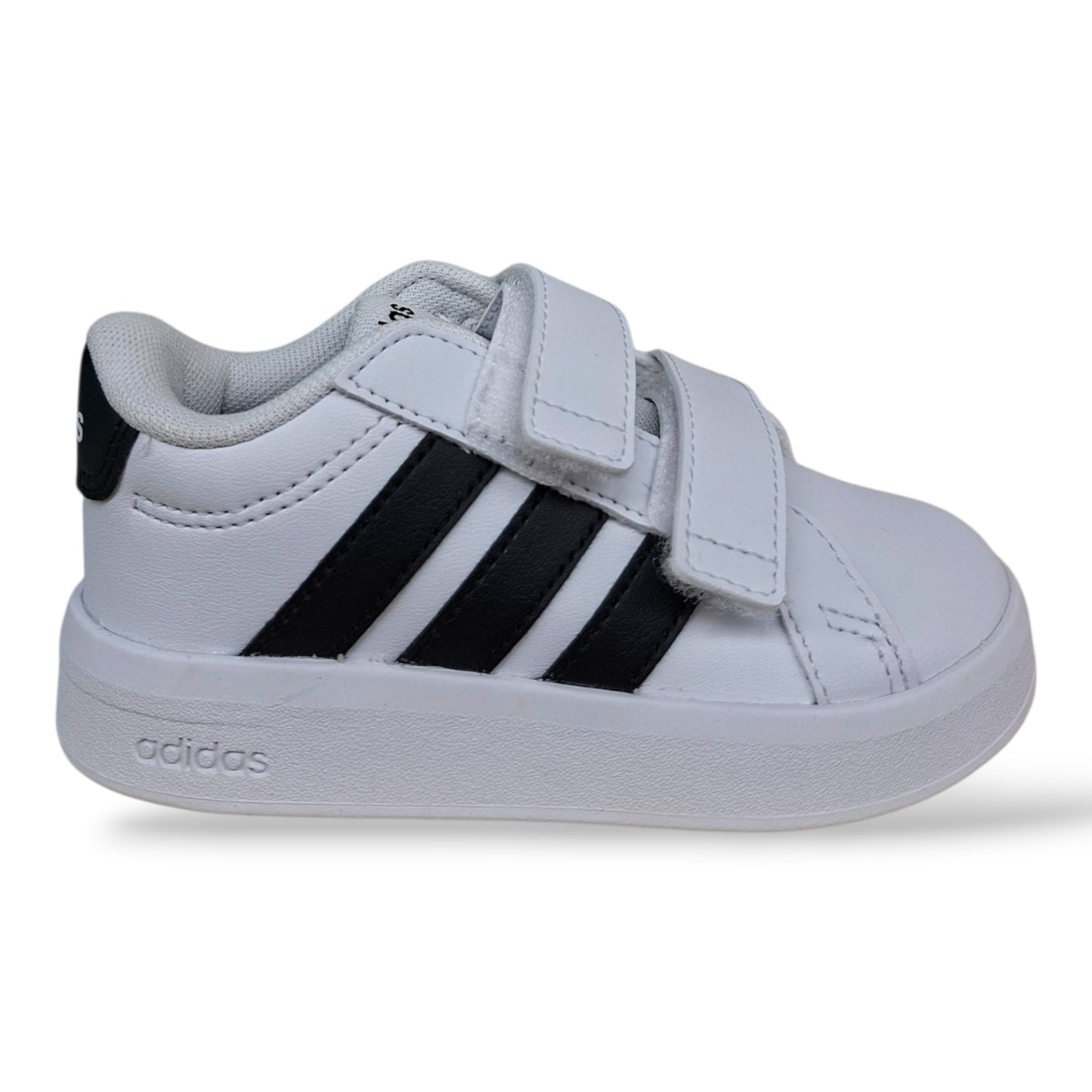 adidas-grand-court-hp3534-sneakers-bambina-bianco-nero-strappo-velcro-pelle-taglie-20-27-scarpetteria-gica-trani
