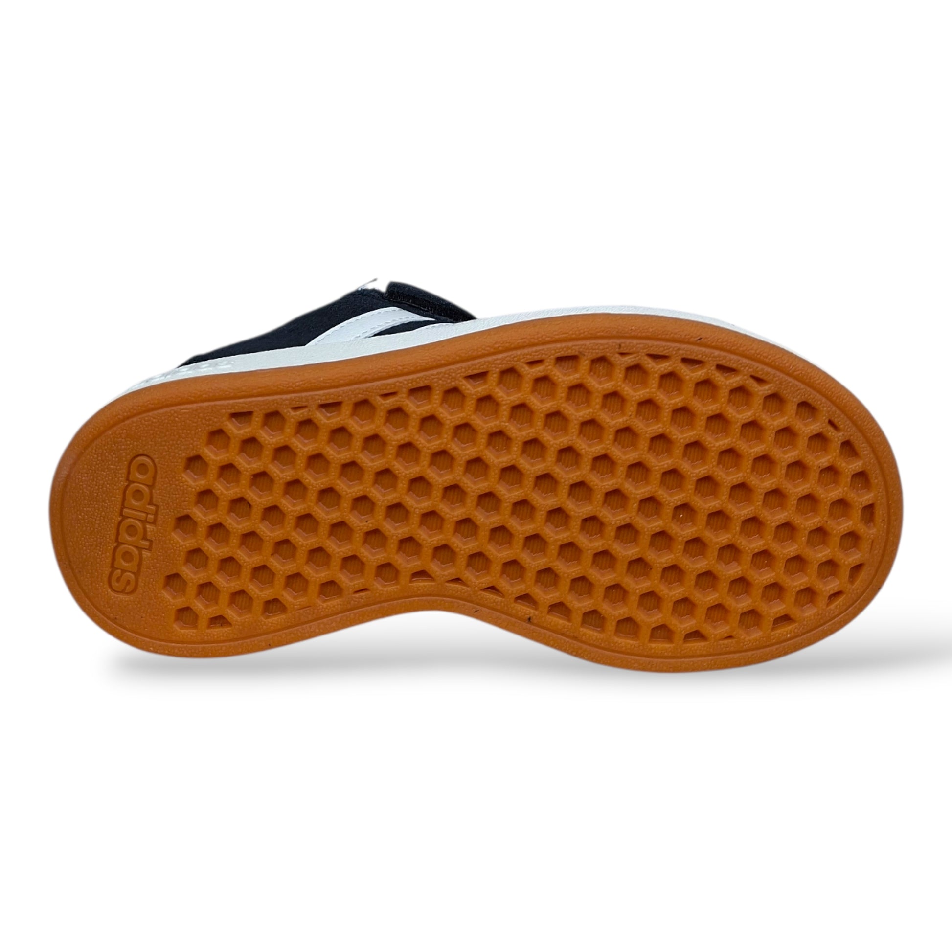 sneakers-eleganti-ragazzi-adidas-grand-court-nero-bianco-suede-laccio-elastico-autunno-inverno-scarpetteria-gica-trani
