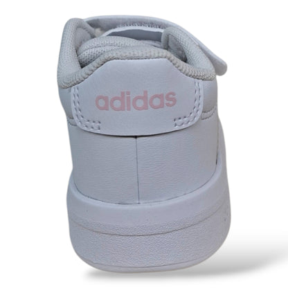 adidas-grand-court-sneakers-bambina-bianco-cangiante-madreperla-chiusura-strappo-scarpetteria-gica-trani
