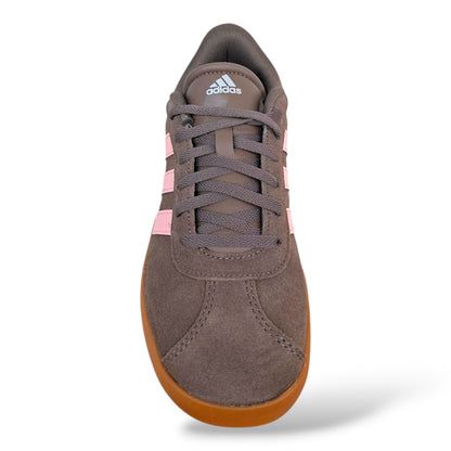 scarpe-autunnali-ragazze-adidas-vl-court-marrone-rosa-pelle-suede-lacci-back-to-school-scarpetteria-gica-trani
