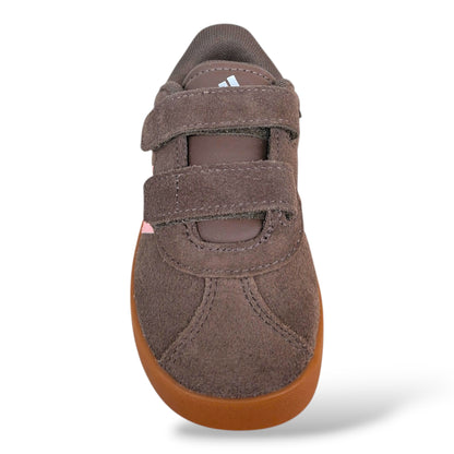 scarpe-autunnali-bambina-piccola-adidas-vl-court-marrone-rosa-suede-velcro-scarpetteria-gica-trani
