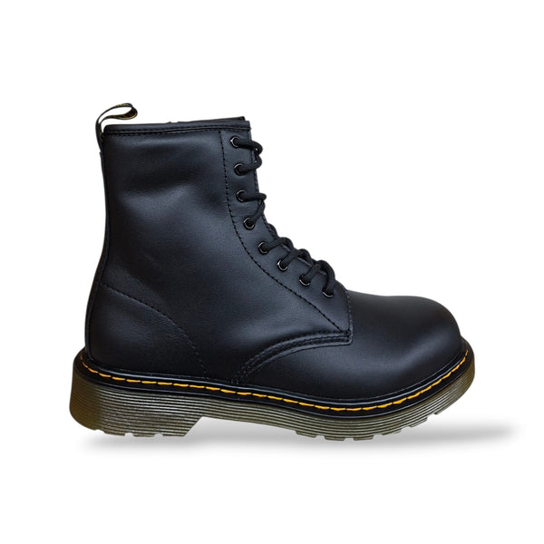 dr-martens-1460-softy-anfibio-ragazzi-donna-nero-pelle-softy-morbida-zip-laterale-lacci-8-asole-iconico-punk-rock-taglie-37-38-38-5-scarpetteria-gica-trani
