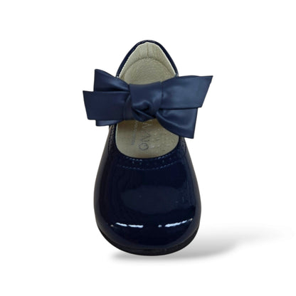 scarpe-vernice-blue-lucida-primi-passi-bambina-panyno-b1528-fiocco-estraibile-fibbia-fodera-pelle-sottopiede-pelle-anatomico-fondo-gomma-vivace-audace-originale-due-look-taglie-19-23-scarpetteria-gica-trani
