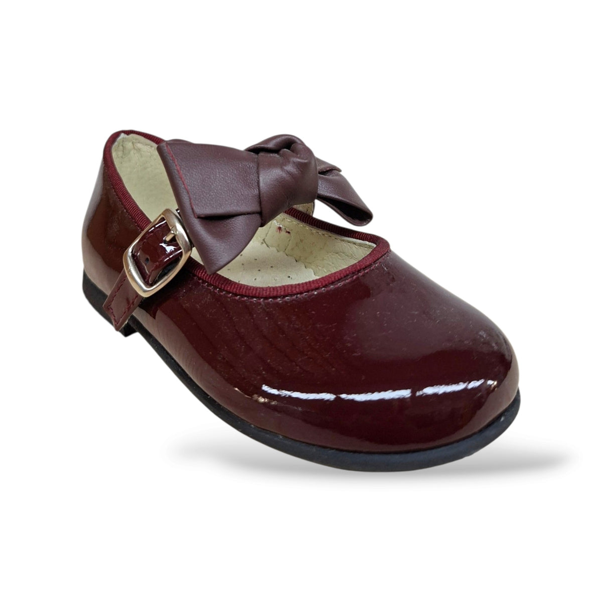 ballerina-bambolina-bambina-panyno-b2601-bordeaux-vernice-lucida-romantica-lussuosa-fiocco-estraibile-fibbia-fodera-pelle-sottopiede-anatomico-fondo-gomma-cerimonia-scuola-taglie-24-29-scarpetteria-gica-trani
