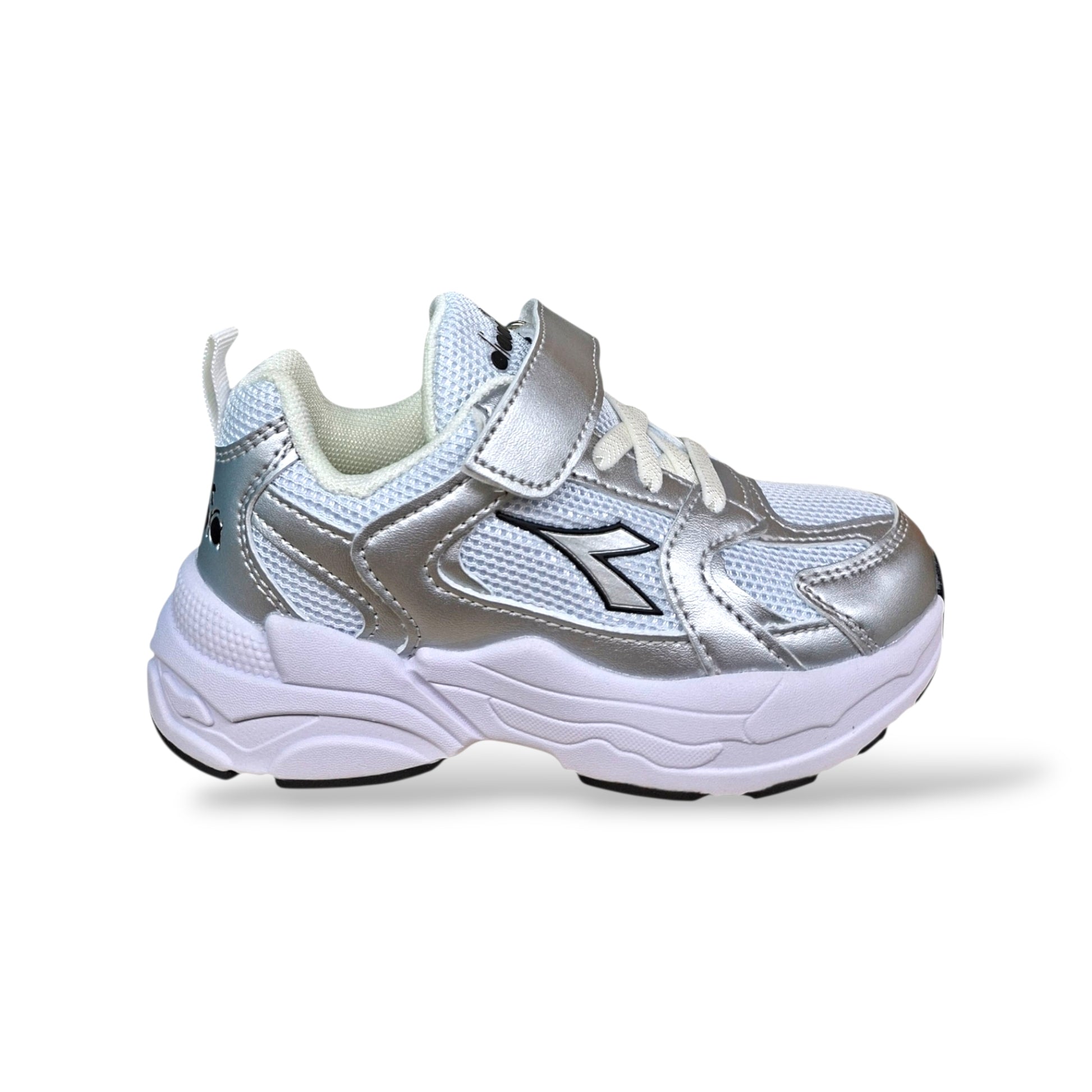 diadora-alley-sneakers-bambini-grigio-metal-bianco-lacci-elastici-velcro-taglie-28-35-scarpetteria-gica-trani
