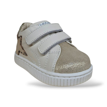 sneakers-primi-passi-bambine-balducci-cita-beige-platino-glitter-velcro-tallone-rinforzato-fondo-flessibile-sottopiede-plantare-pelle-glamour-autunno-inverno-scarpetteria-gica-trani
