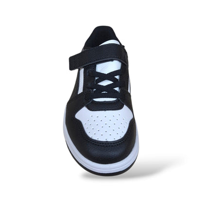 scarpa-sportiva-puma-nera-e-bianca-per-bambini-con-velcro-e-laccio-elastico-scarpetteria-gica-trani
