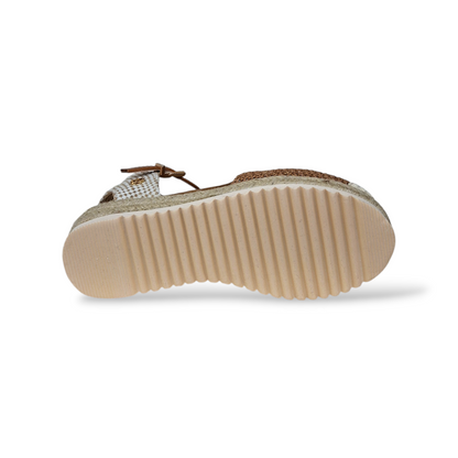scarpetteria-gica-calzature-bambina-espadrillas-camel-suola-gomma-sottopiede-pelle-made-in-spain