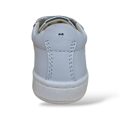 balducci-cita-6642-scarpa-morbida-primi-passi-bambina-bianco-argento-vera-pelle-velcro-linea-soft-made-in-italy-battesimo-prima-cerimonia-matrimonio-famiglia-regalo-nascita-artigianale-autunno-inverno-2026-taglie-18-24-scarpetteria-gica-trani

