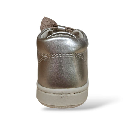 balducci-cita-7450-scarpa-glamour-primi-passi-bambina-platino-vera-pelle-velcro-fiocco-estraibile-linea-soft-made-in-italy-battesimo-cerimonia-matrimonio-fotografie-scuola-materna-regalo-luminosa-autunno-inverno-2026-taglie-19-24-scarpetteria-gica-trani
