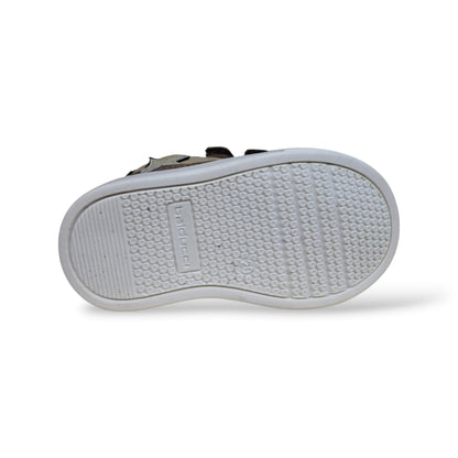 balducci-cita-7487-regalo-bambini-bambino-bambina-unisex-primi-passi-tortora-beige-pelle-suede-morbido-velcro-linea-soft-made-in-italy-naturale-neutro-versatile-artigianale-italiana-autunno-inverno-2026-taglie-20-26-scarpetteria-gica-trani
