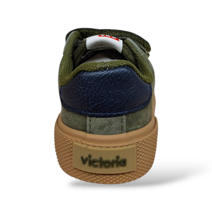 victoria-tribu-scarpe-bambini-verdone-giallo-suede-velcro-strappo-logo-v-collarino-imbottito-suola-gomma-taglie-22-30-scarpetteria-gica-trani
