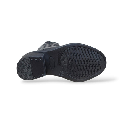 stivaletti-camperos-melania-kaly-m65072-neri-dettaglio-suola-a-rombi-e-tacco-scarpetteria-gica-trani
