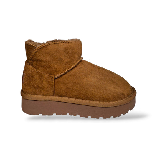 xti-botin-15111701-stivaletto-bambine-ragazze-camel-suede-morbido-raffinato-moderno-pelliccia-sintetica-interna-caldo-avvolgente-comfort-invernale-versatile-tempo-libero-passeggiate-outfit-quotidiano-autunno-inverno-2026-taglie-33-39-scarpetteria-gica-trani
